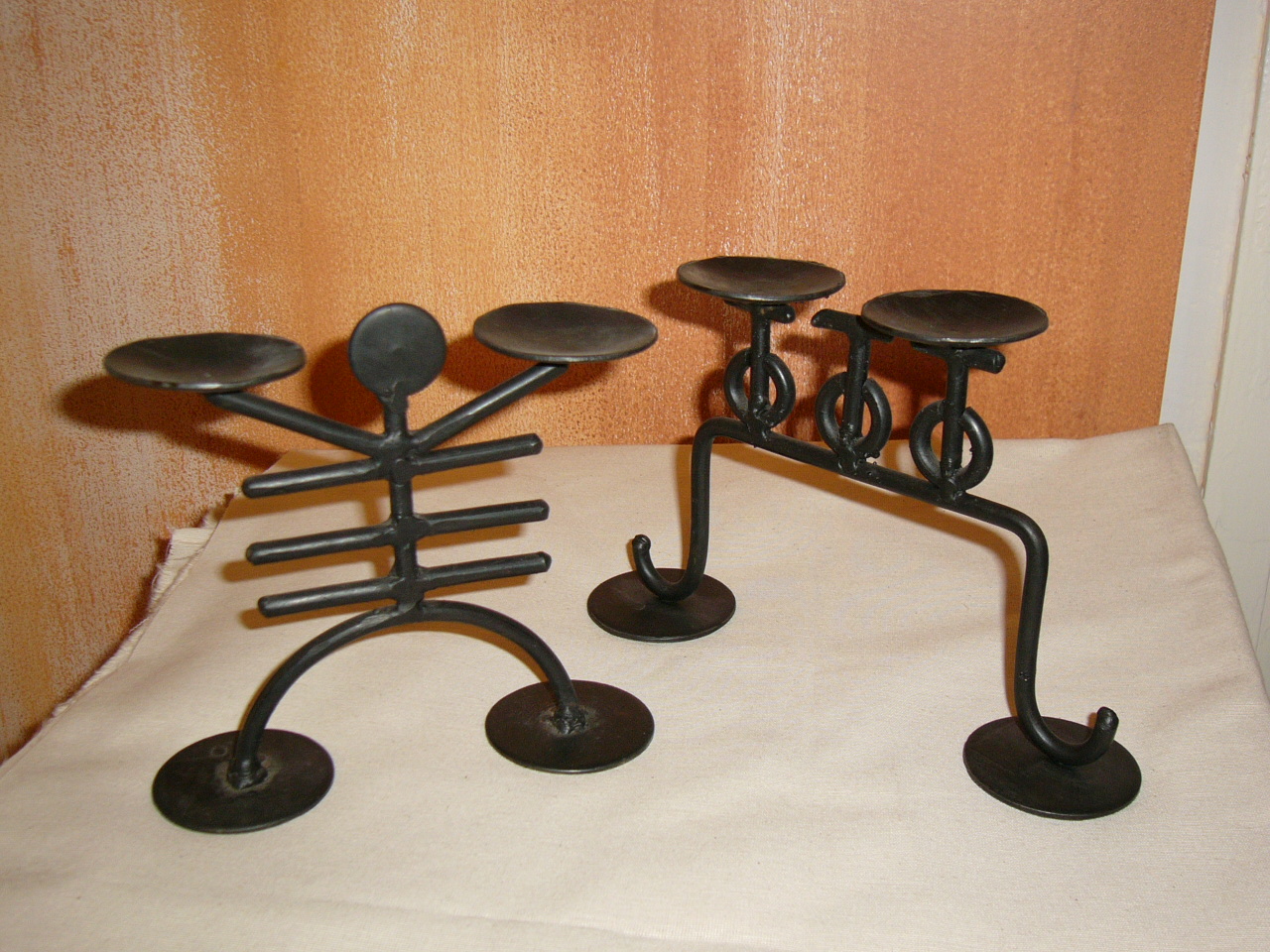 Candelabros hierro - Reformes de pisos en Barcelona y todo España.