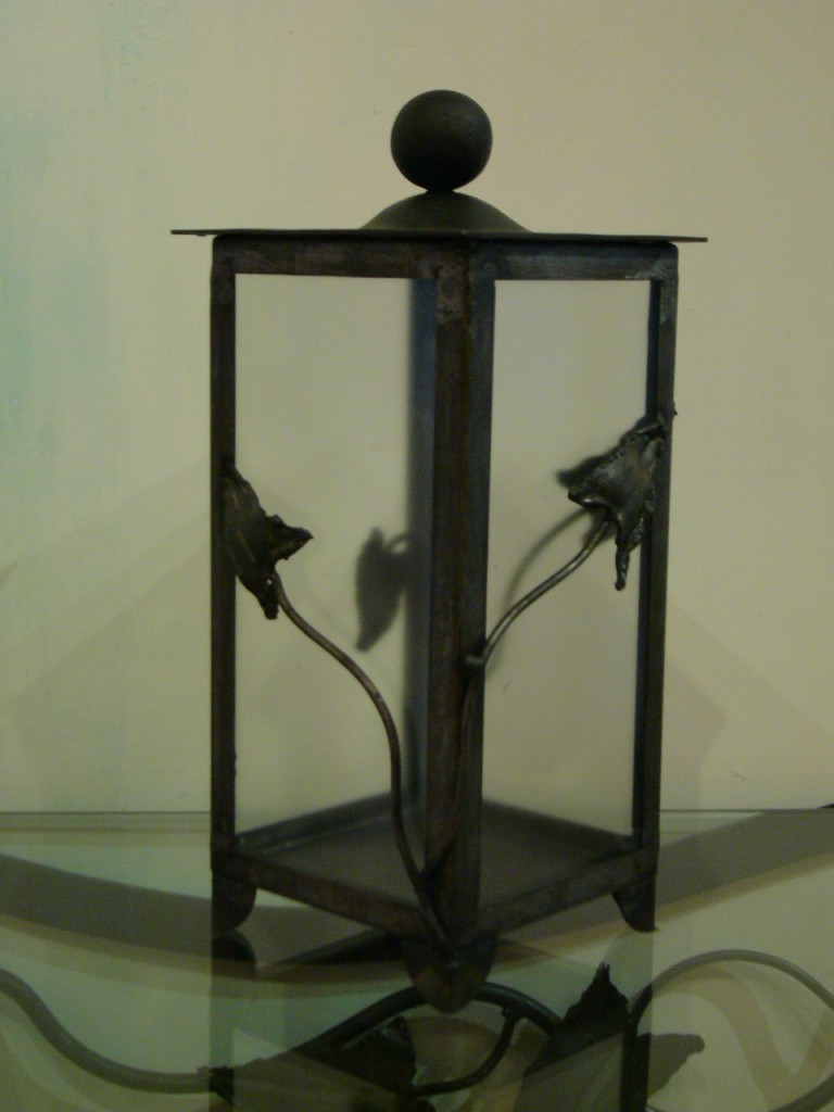 Candelabros hierro - Reformes de pisos en Barcelona y todo España.