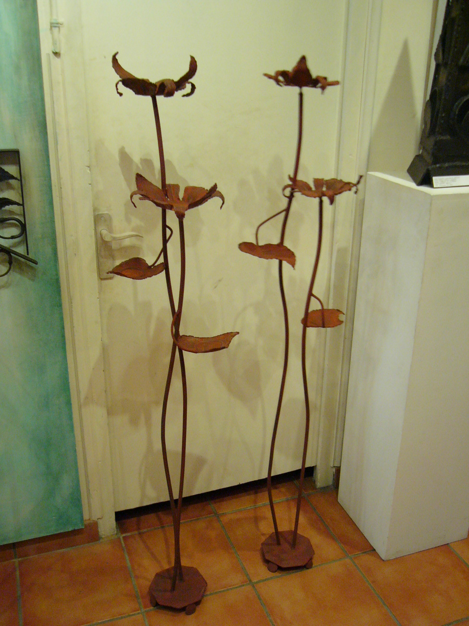 Candelabros hierro - Reformes de pisos en Barcelona y todo España.