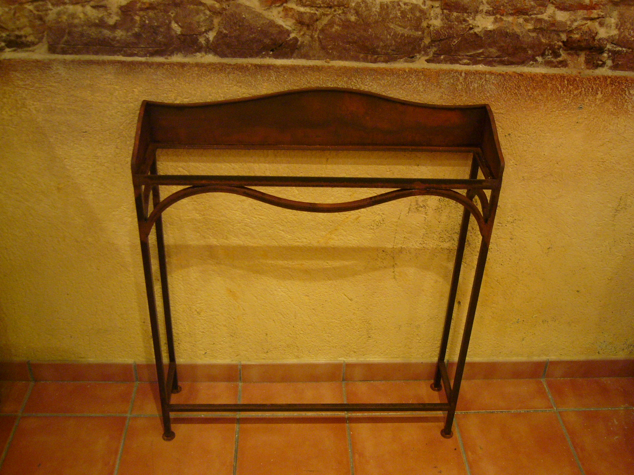 Mesas hierro - Reformes de pisos en Barcelona y todo España.